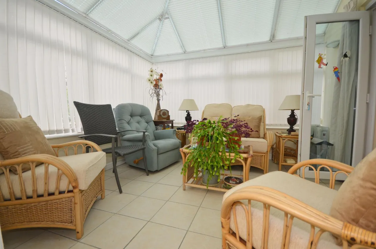 Powys Close, Oakley Vale, Corby, NN18, photo 5