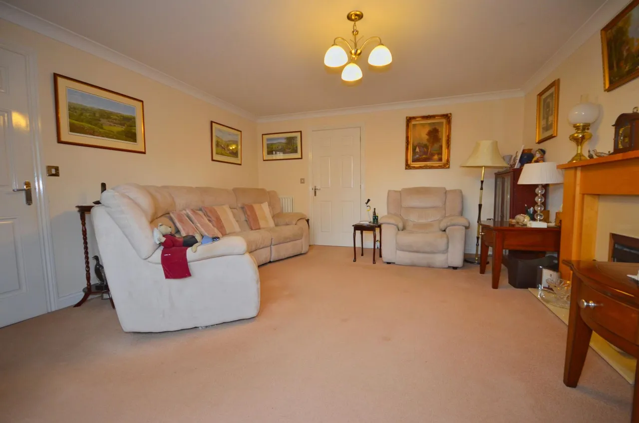 Powys Close, Oakley Vale, Corby, NN18, photo 8