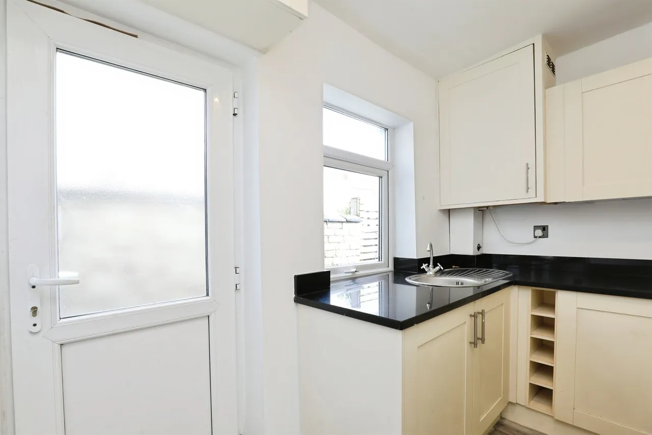 Spencer Street, Barnton, CW8, photo 9