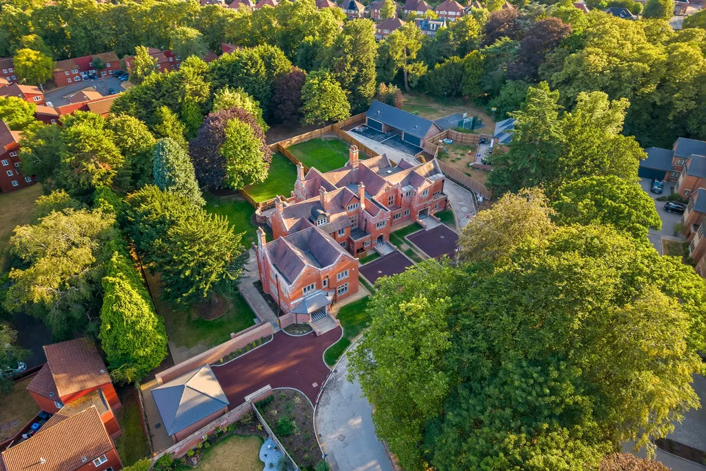 5 bed house for sale, Stephensons Gardens, Littleover