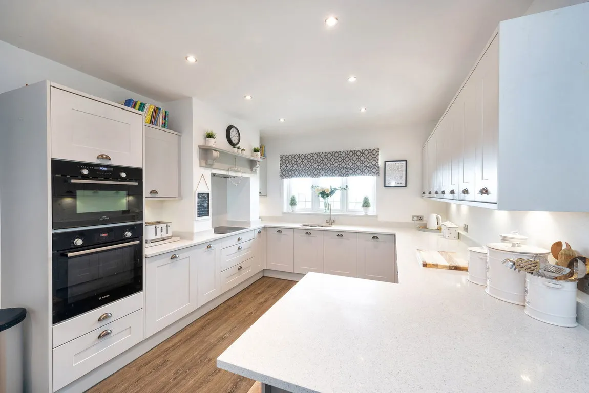 Bishopswood Road, Prestatyn, LL19, photo 6