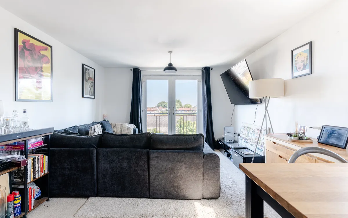 2 bed flat for sale, Hollybrook Park, Bristol, BS15