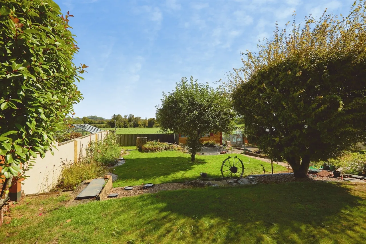 Quarry Lane, Longburton, DT9, photo 12