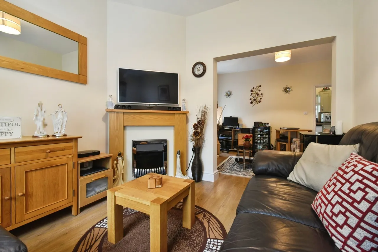 Ceidrim Road, Garnant, SA18, photo 5