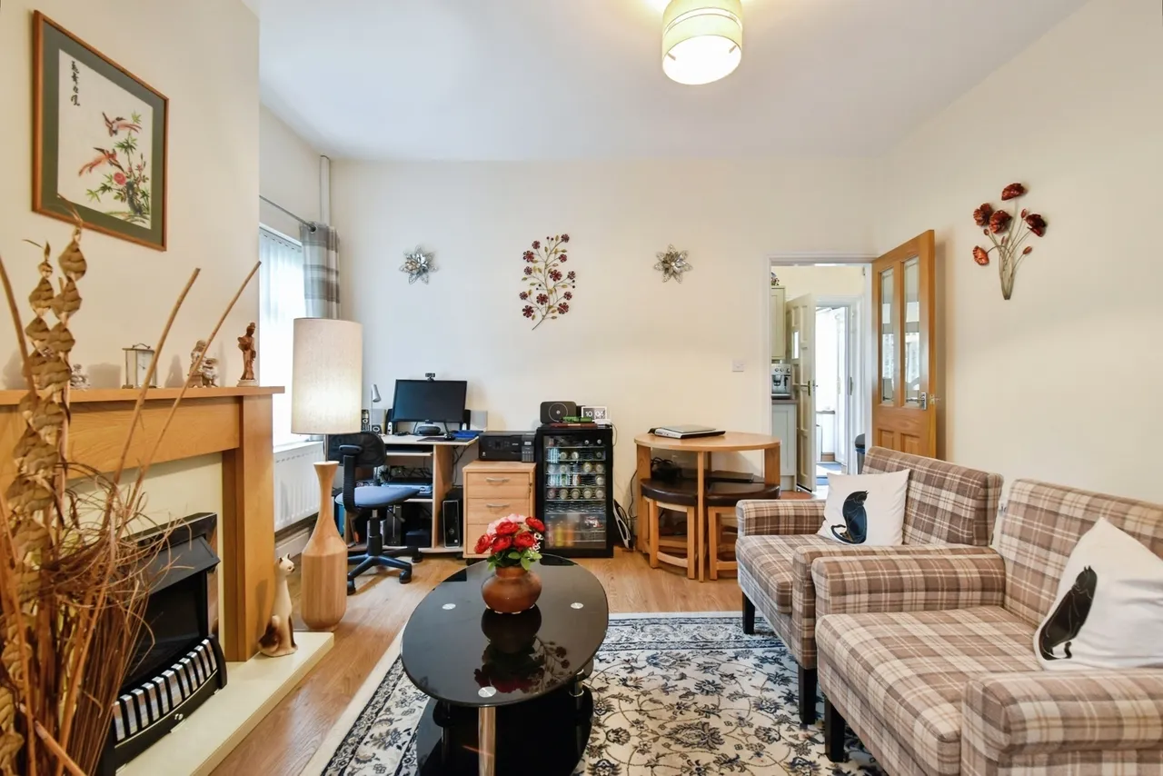 Ceidrim Road, Garnant, SA18, photo 7