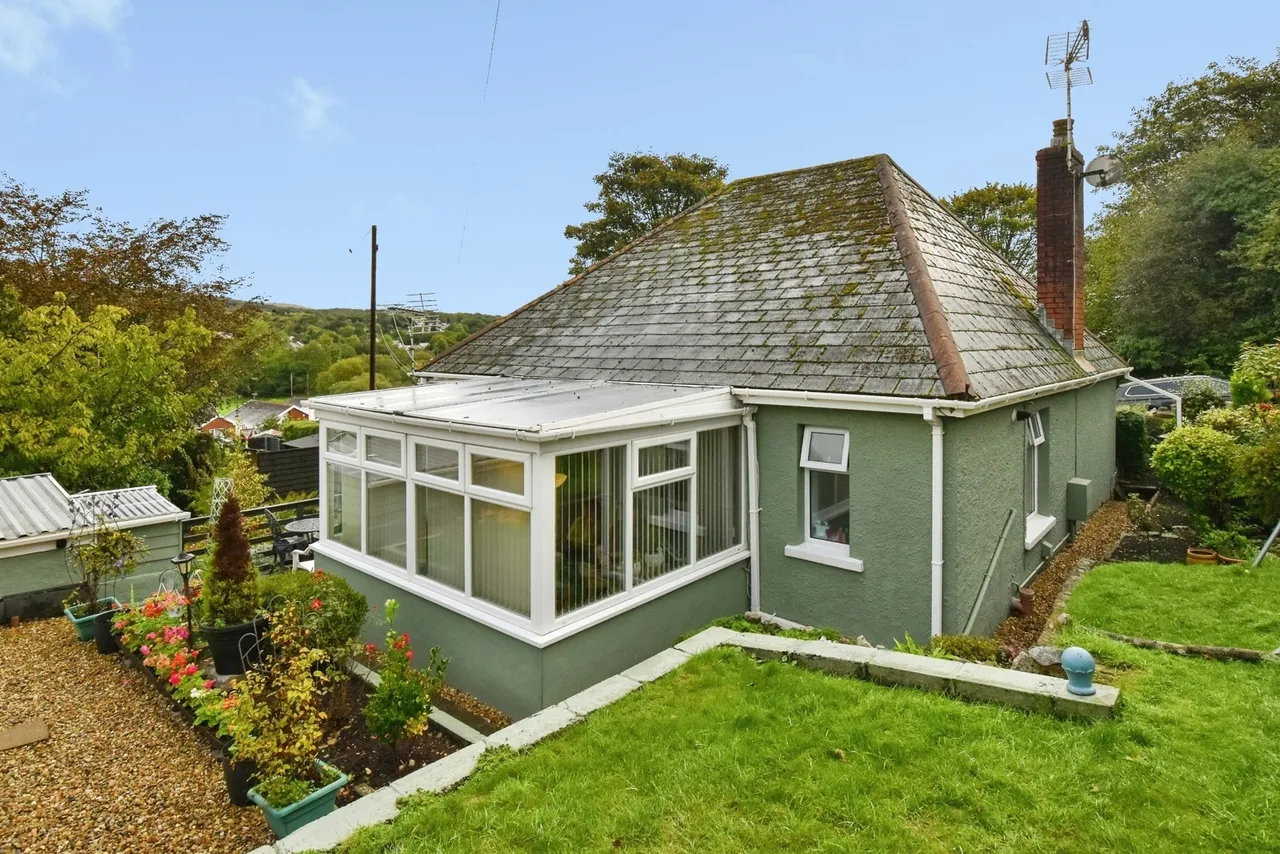 Ceidrim Road, Garnant, SA18, photo 24