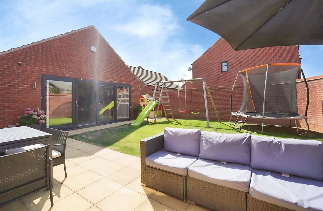 Mill Field Close, Burton Joyce, NG14, photo 13