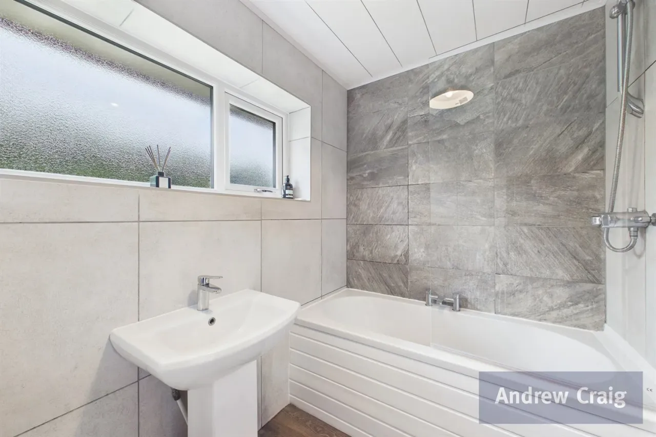 Beckenham Close, East Boldon, NE36, photo 12