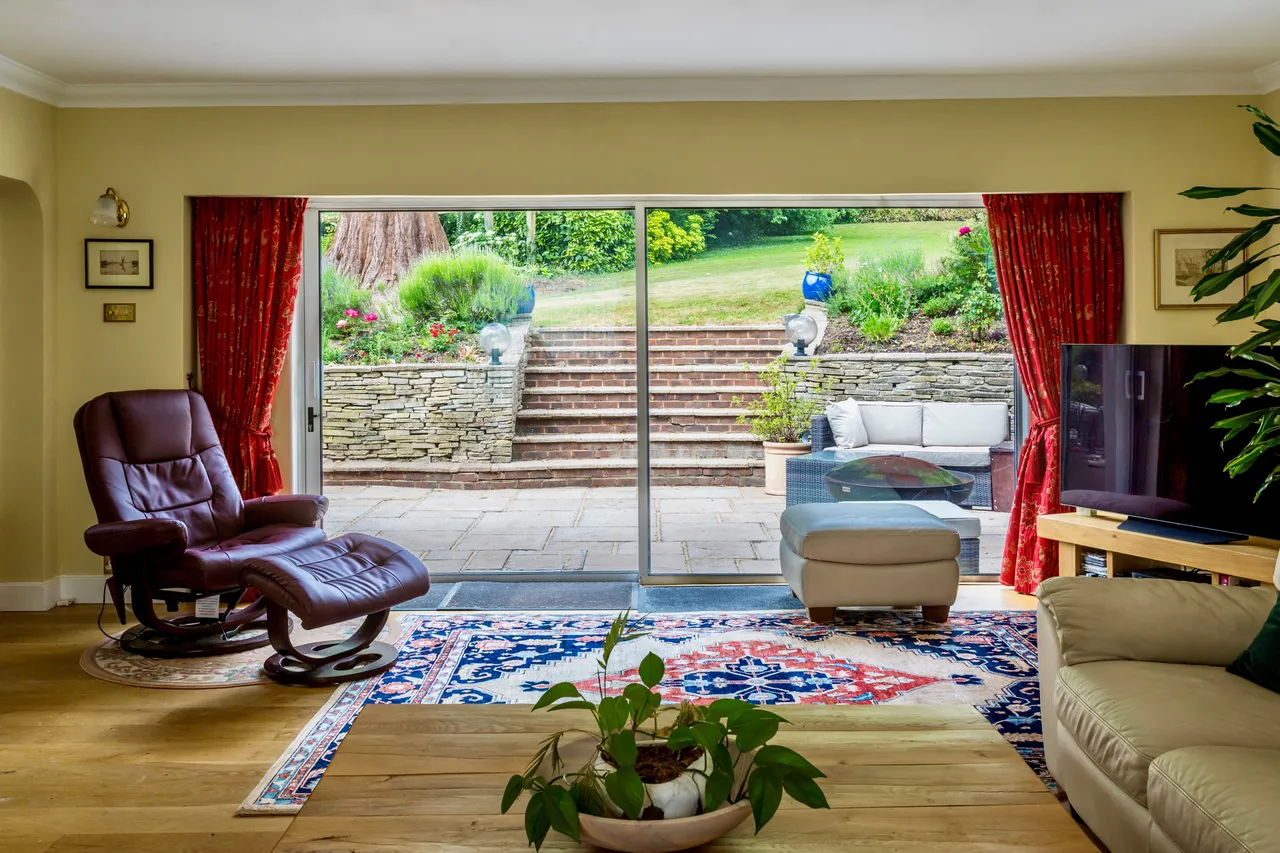 Alders Road, Reigate, RH2, photo 5