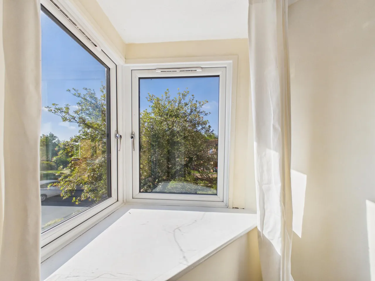 Faraday Drive, Milton Keynes, MK5, photo 11