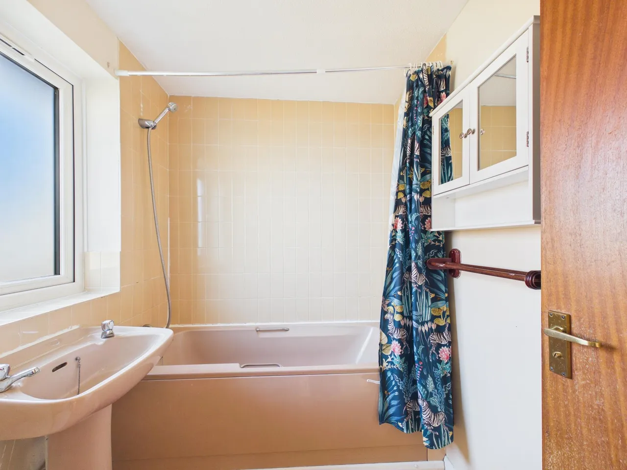 Faraday Drive, Milton Keynes, MK5, photo 13