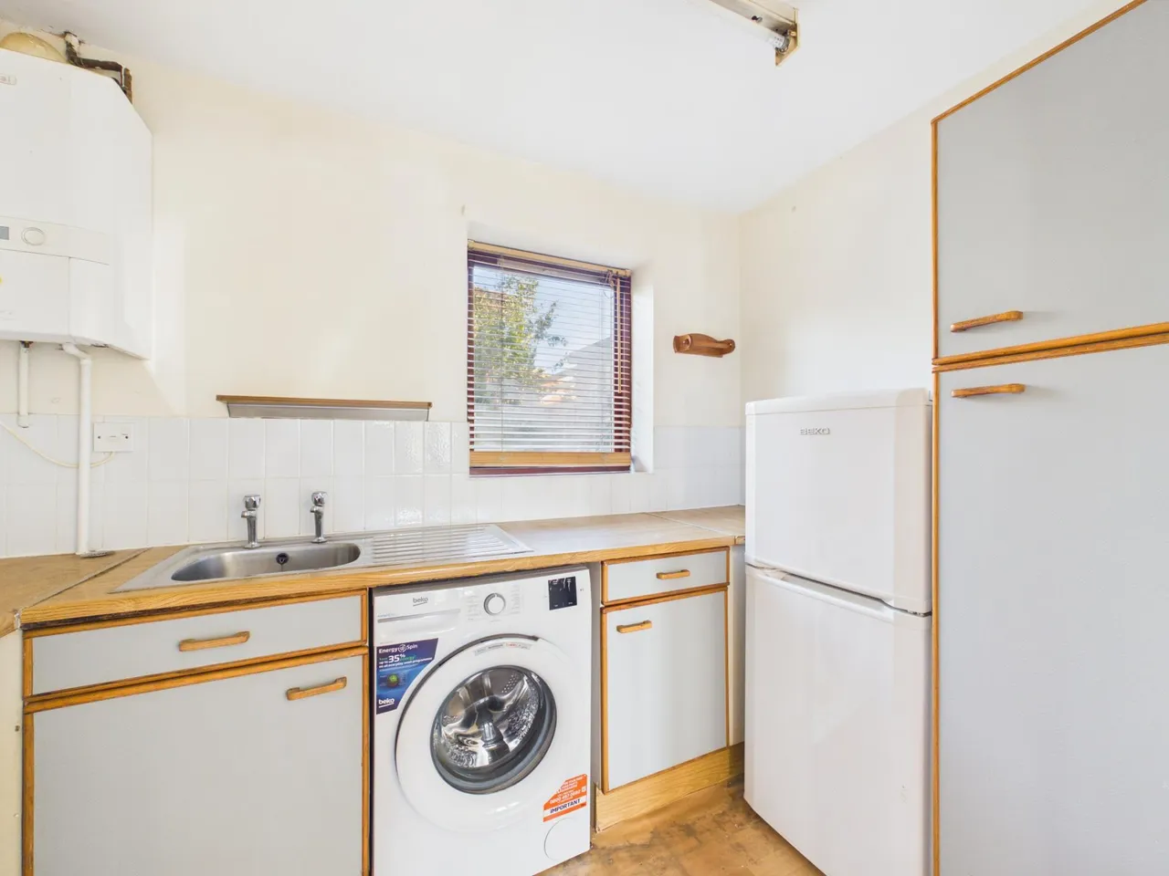 Faraday Drive, Milton Keynes, MK5, photo 6