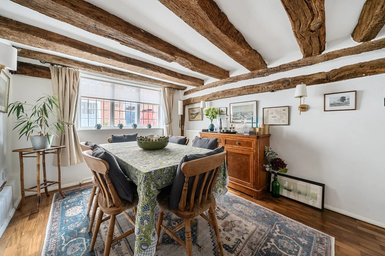 Old Church House Church Street, Odiham, Hook, RG29 1LU, photo 5