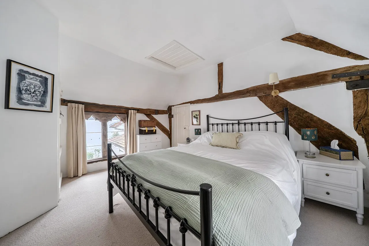 Old Church House Church Street, Odiham, Hook, RG29 1LU, photo 7