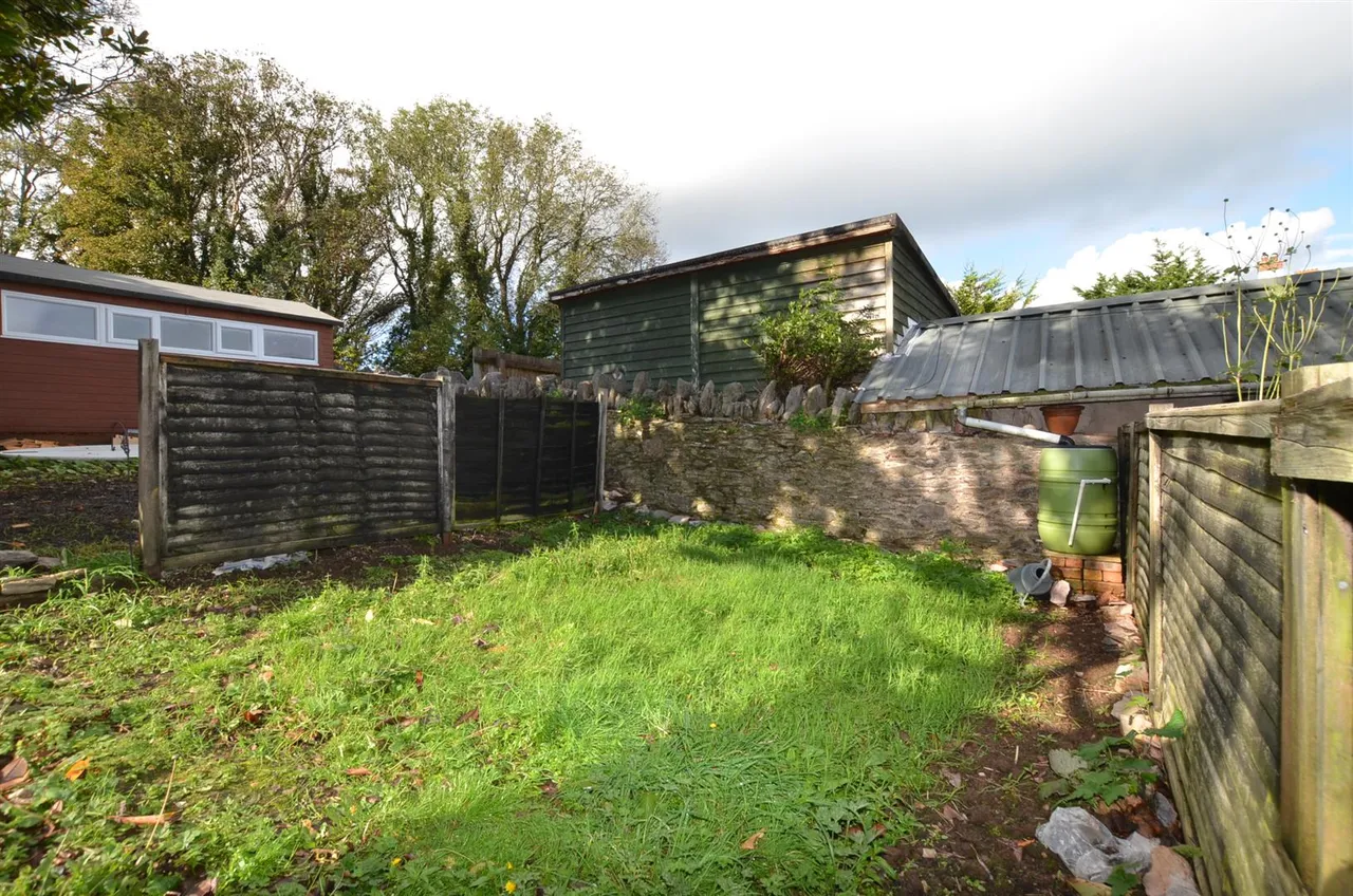 Parkham Road, photo 4