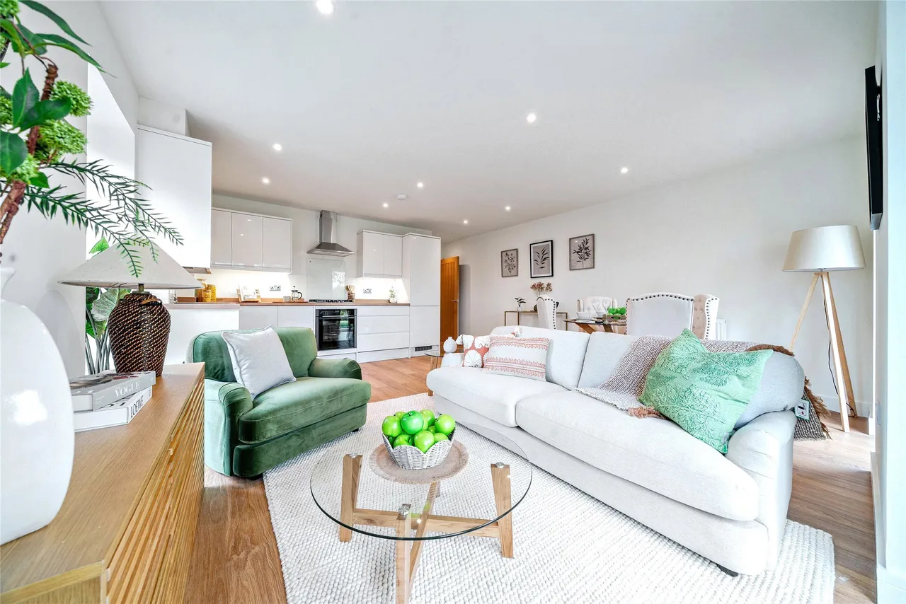 2 bed flat for sale — Swilgate Road, Tewkesbury, GL20 5GN