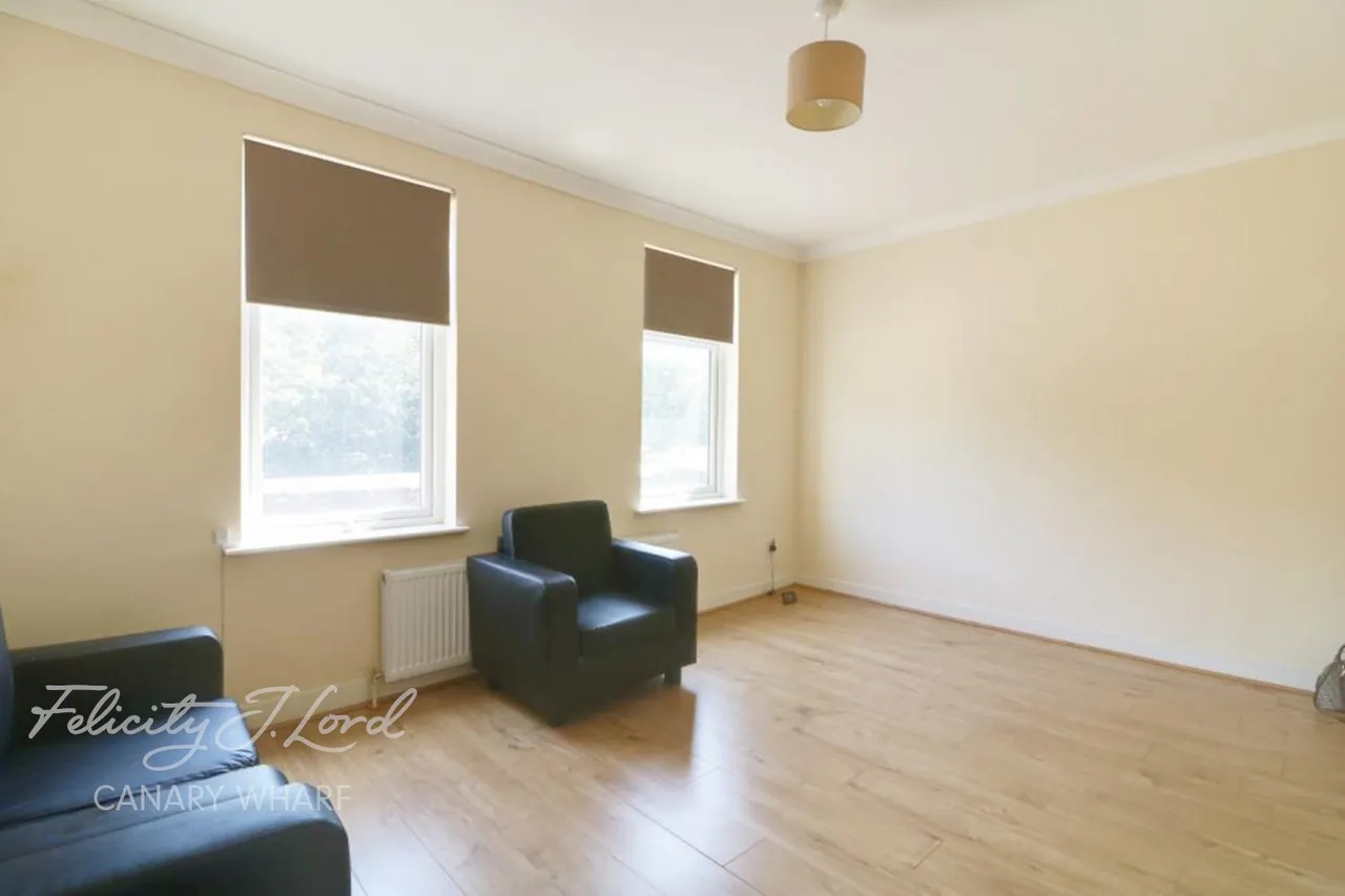 Burdett Road, E14, photo 9