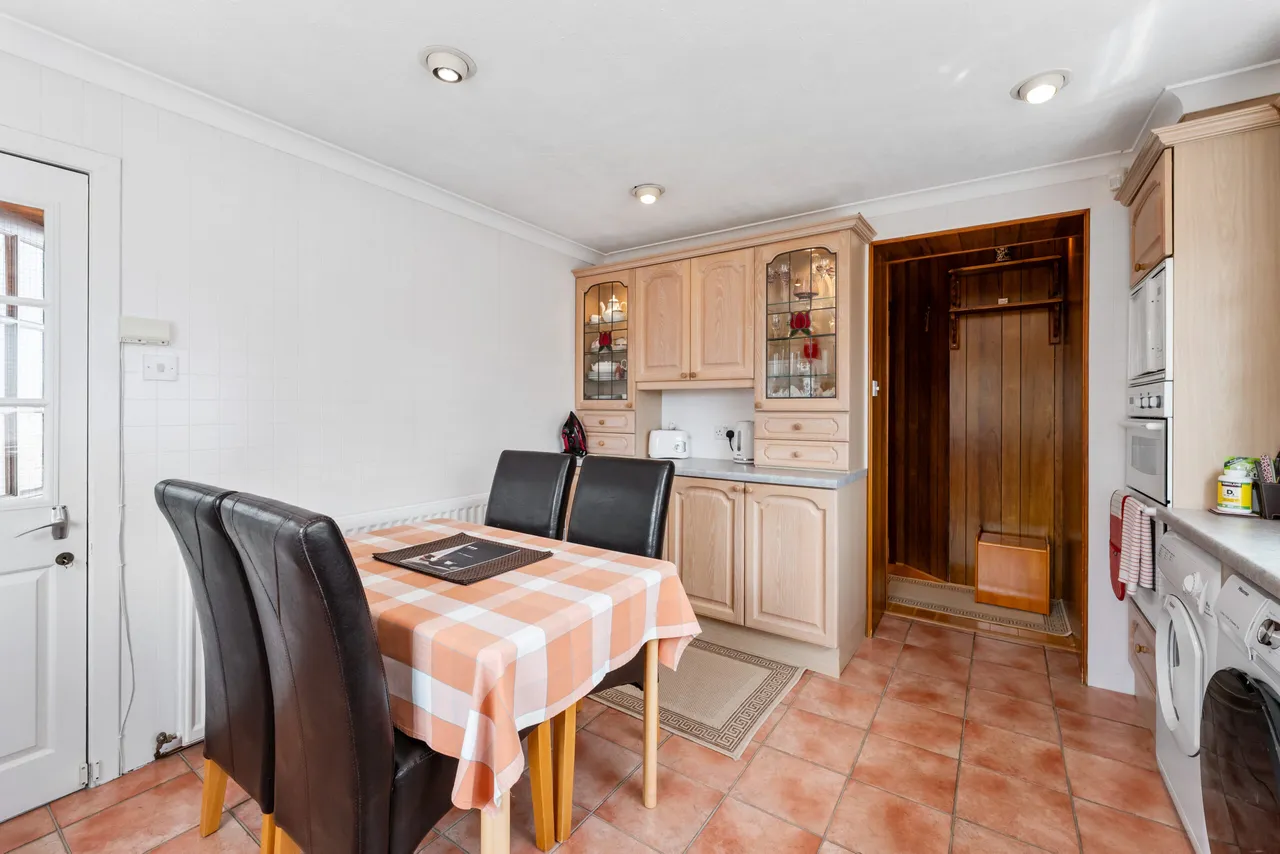 56 Kessington Drive, Bearsden, G61 2HQ, photo 8