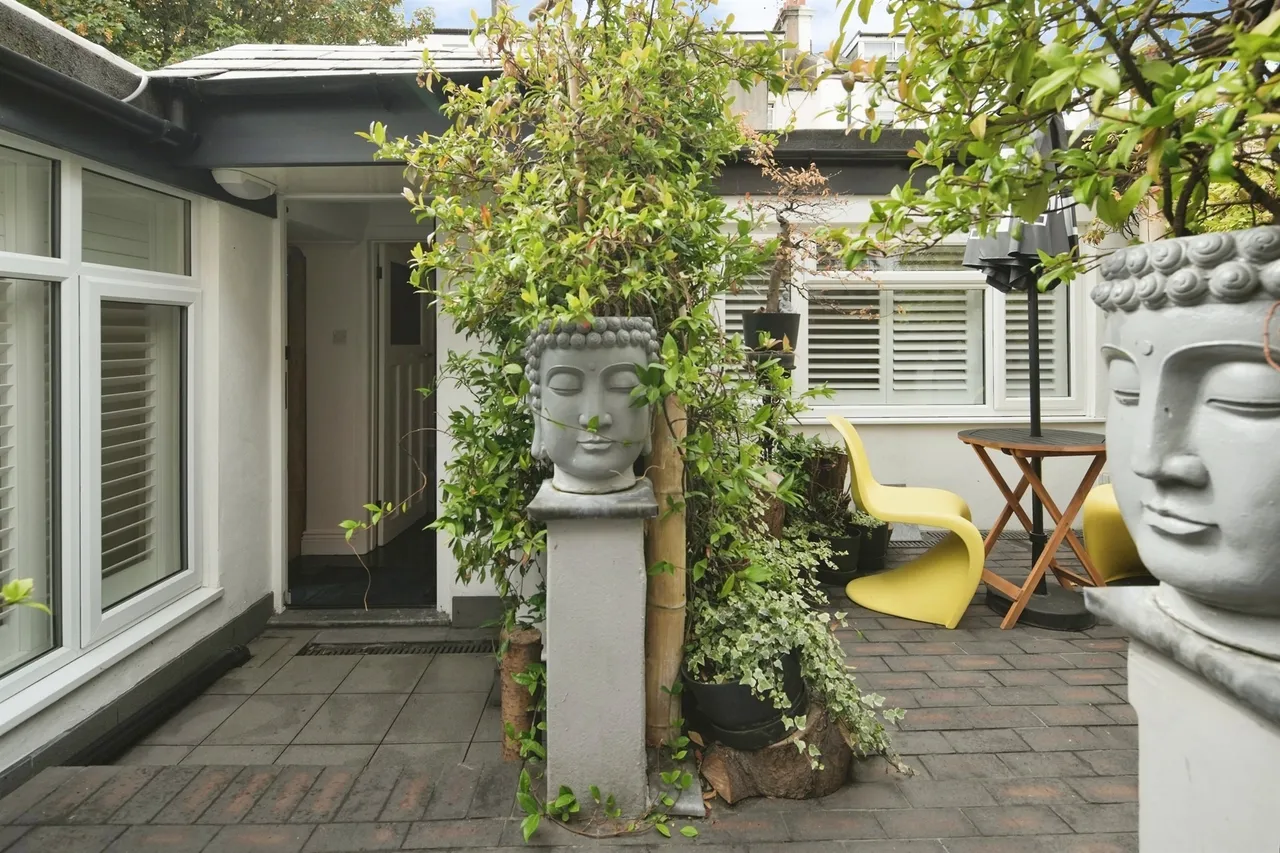 Crescent Place, Brighton, BN2, photo 15