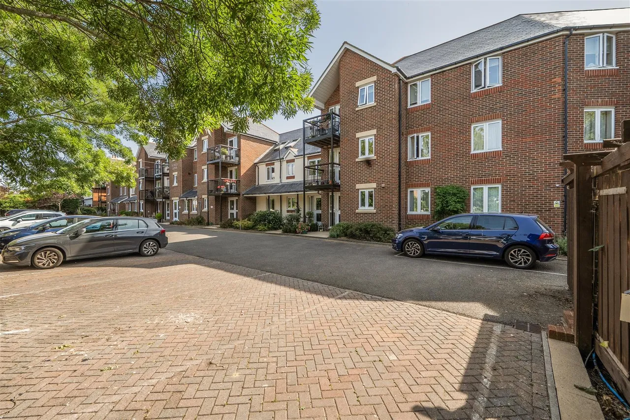 Southdown Road, Shoreham-By-Sea, BN43, photo 18