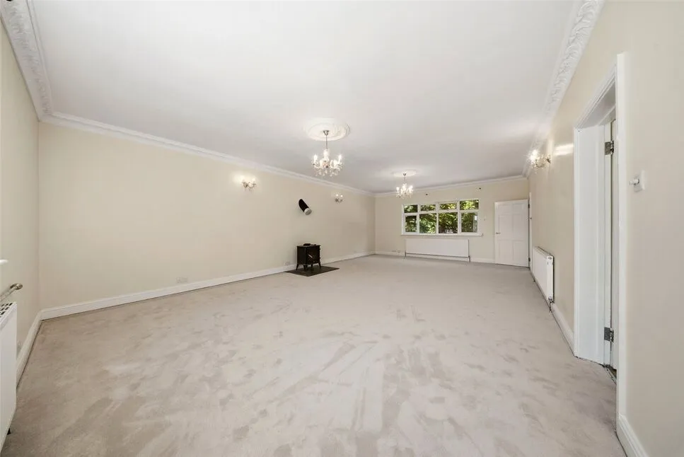 Brighton Road, Lower Kingswood, KT20, photo 10