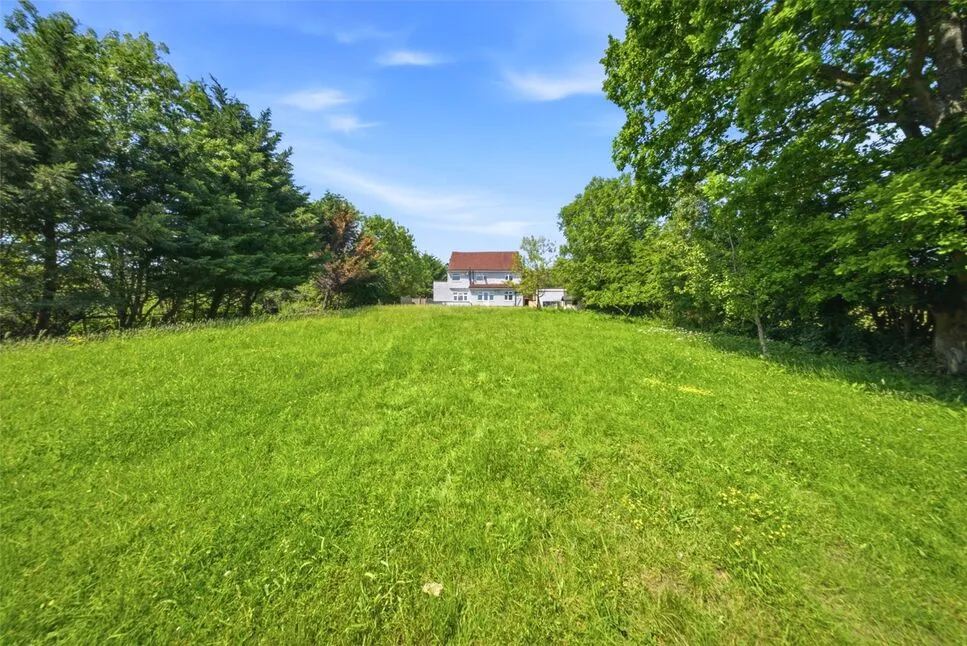 Brighton Road, Lower Kingswood, KT20, photo 4