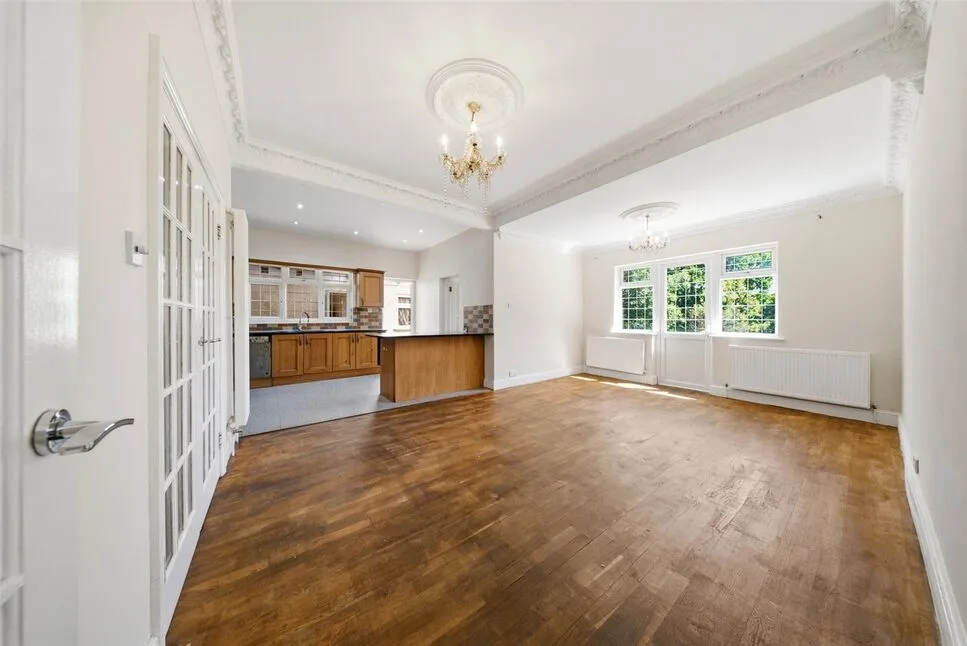 Brighton Road, Lower Kingswood, KT20, photo 23