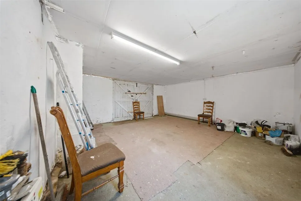 Brighton Road, Lower Kingswood, KT20, photo 30