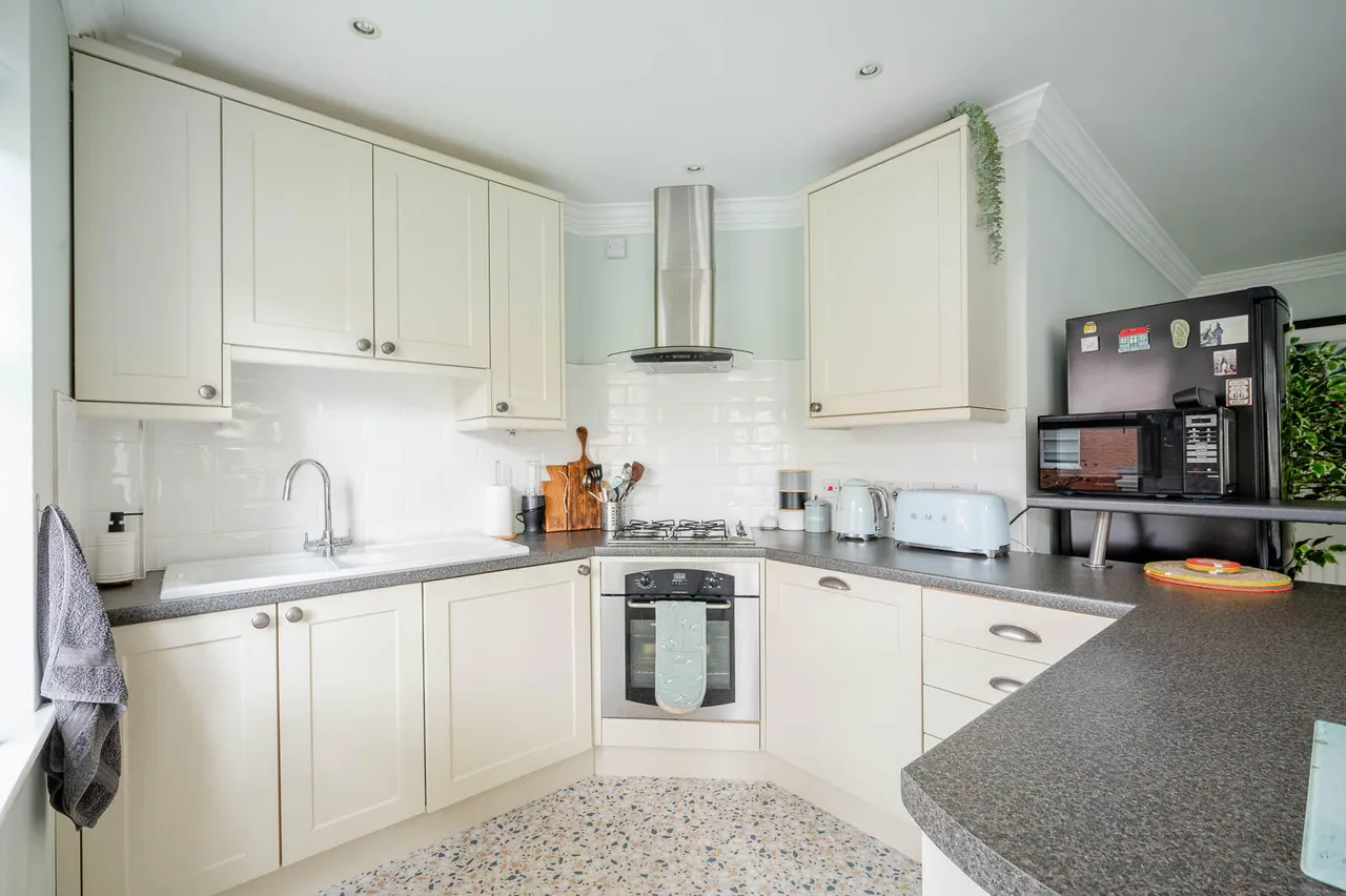 church road, holywood, BT18, photo 12