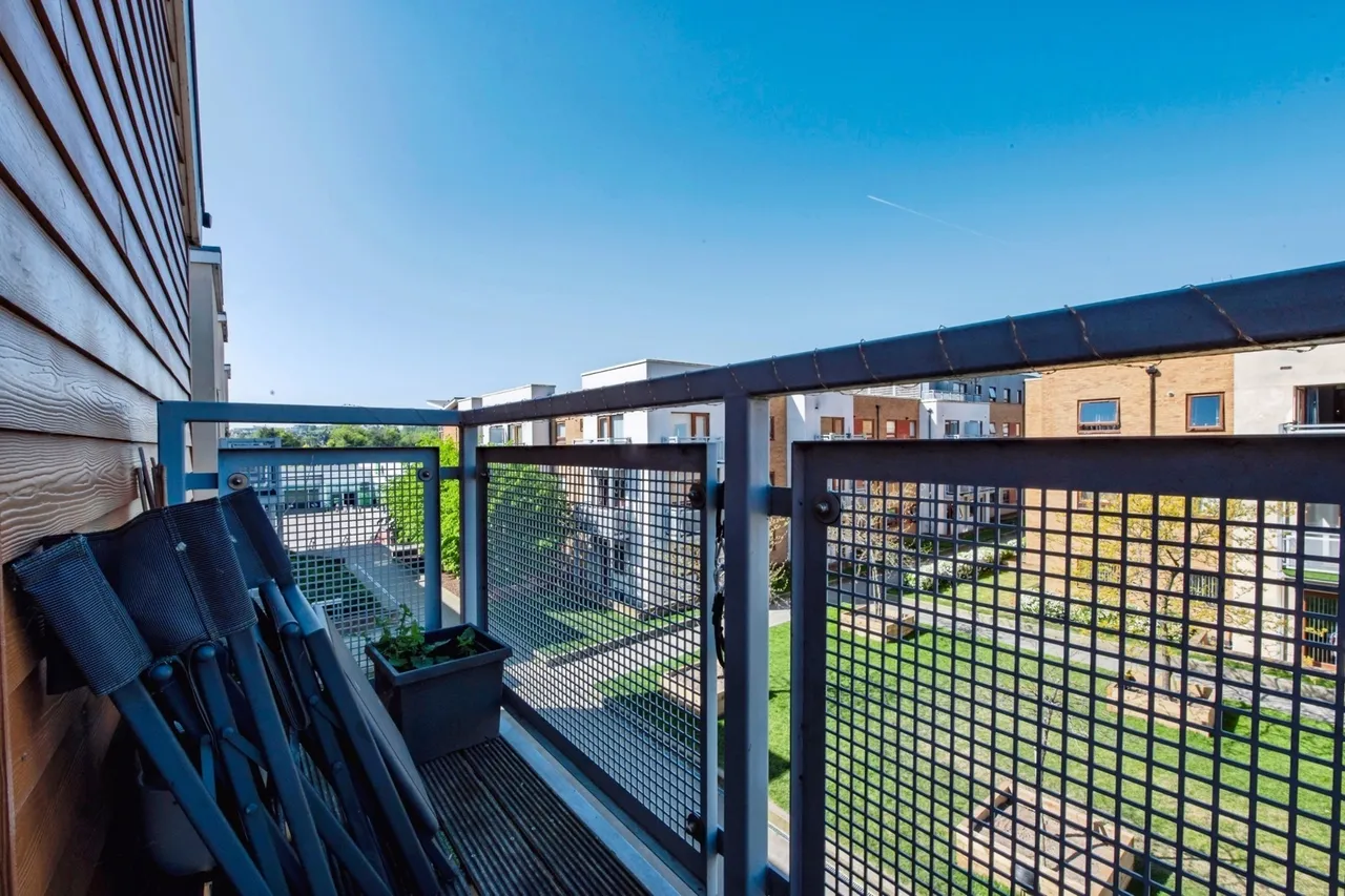 Evelyn Walk, Greenhithe, DA9, photo 9