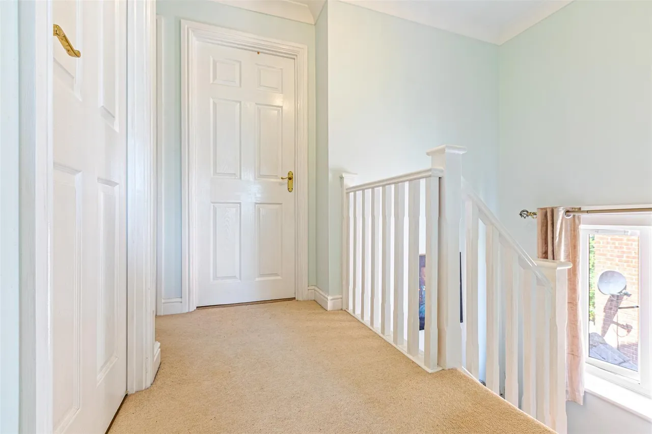 Erringtons Close, Oadby, LE2, photo 17