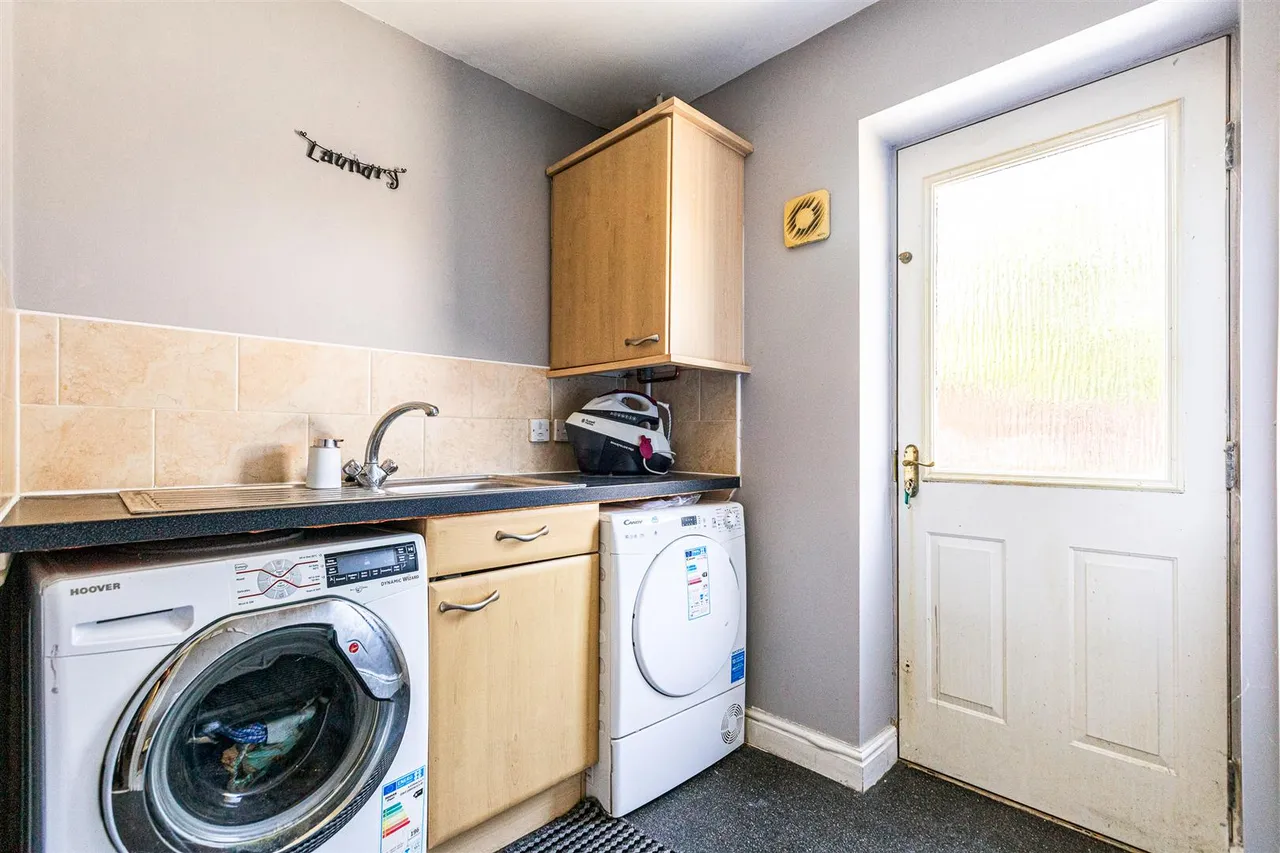 Erringtons Close, Oadby, LE2, photo 11