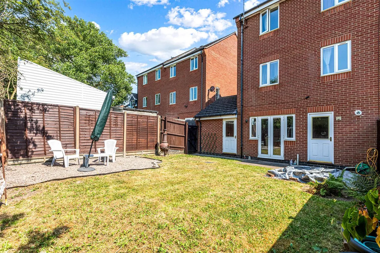 Erringtons Close, Oadby, LE2, photo 26