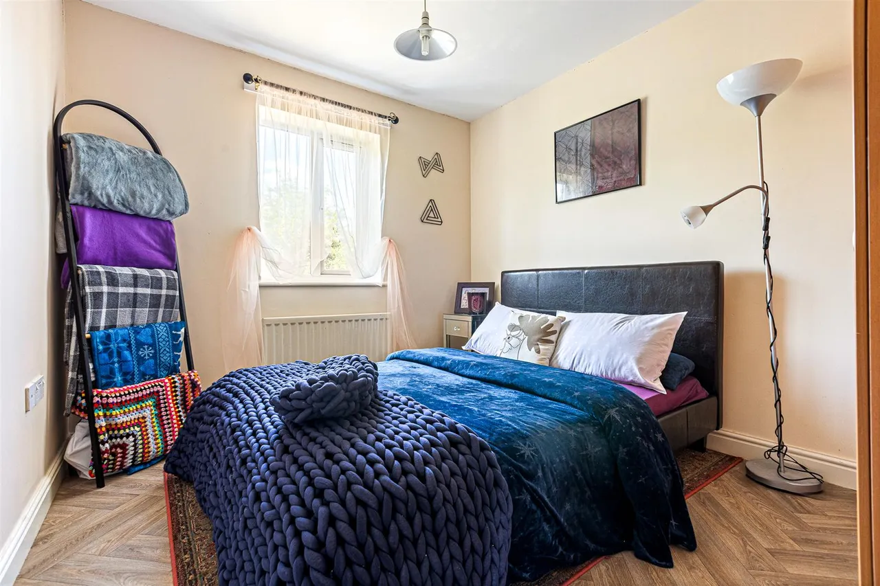 Erringtons Close, Oadby, LE2, photo 12