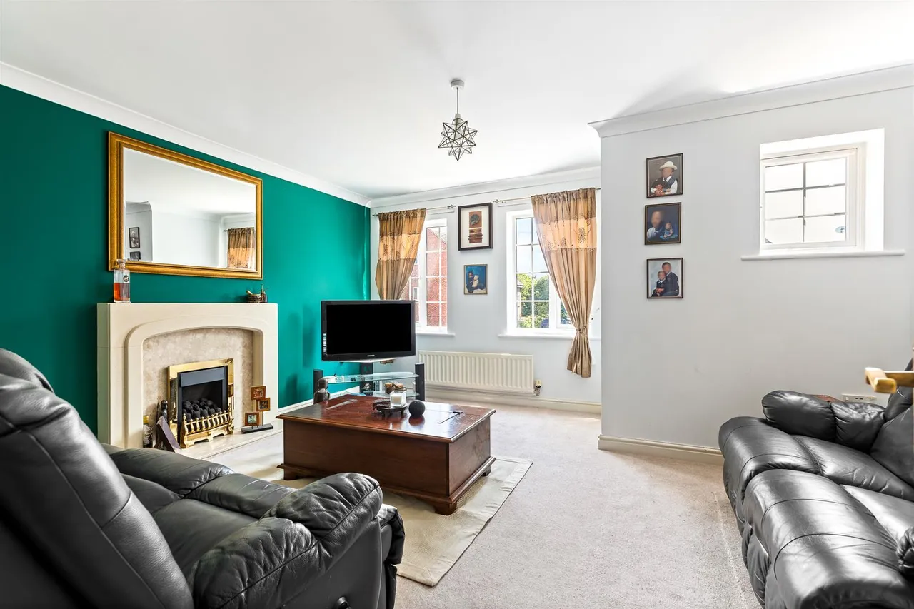 Erringtons Close, Oadby, LE2, photo 14