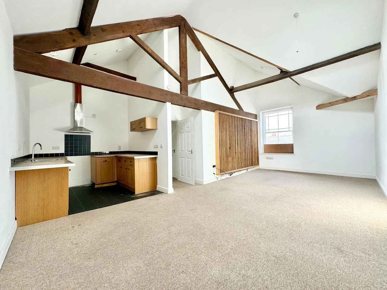 Middleton Street, Llandrindod Wells, Powys, LD1 5DG, photo 2