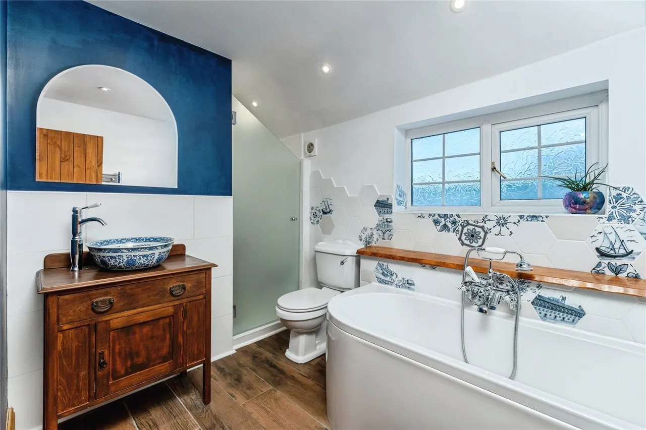 Mold Road, Mynydd Isa, CH7, photo 13