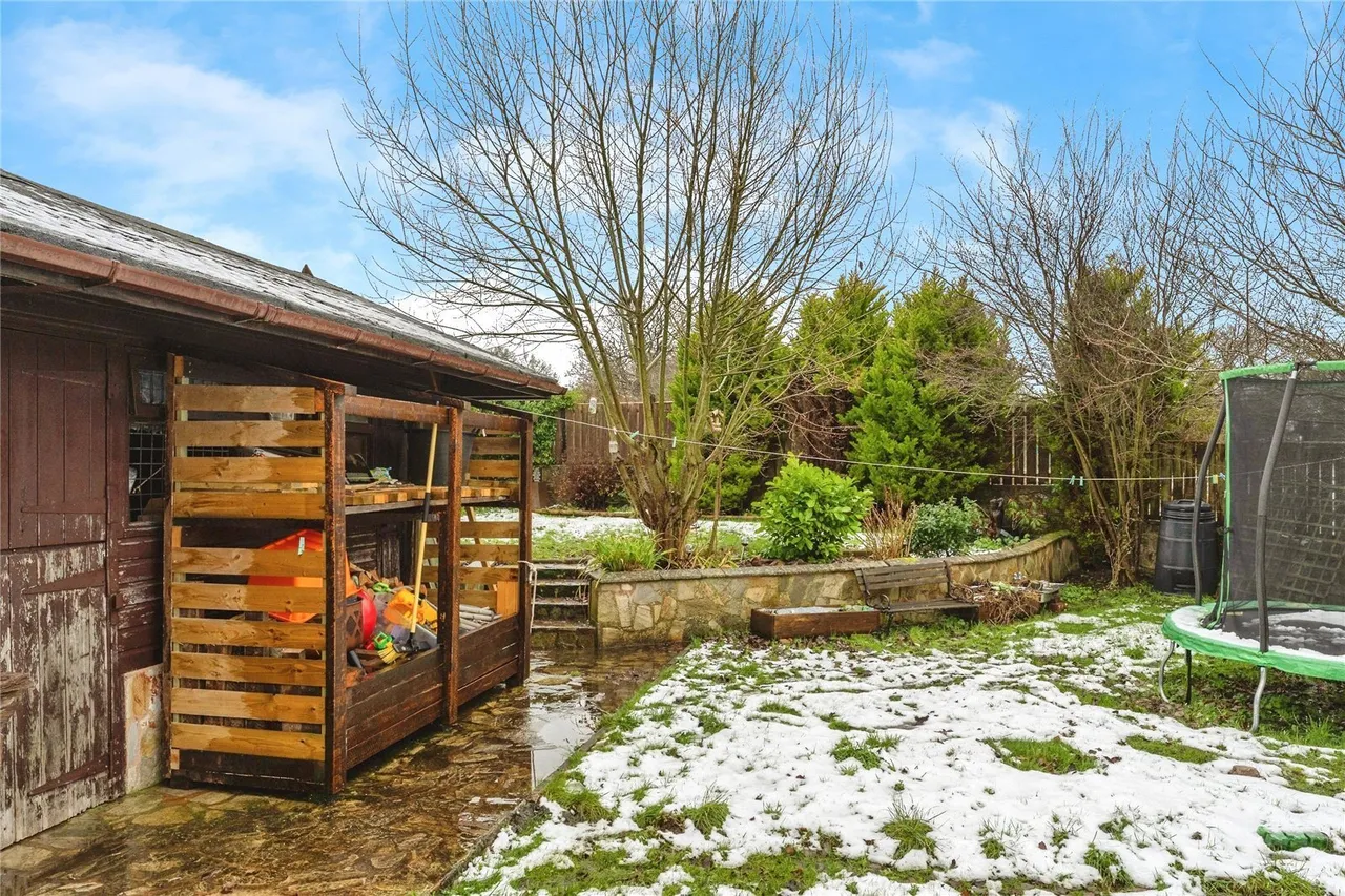 Mold Road, Mynydd Isa, CH7, photo 28