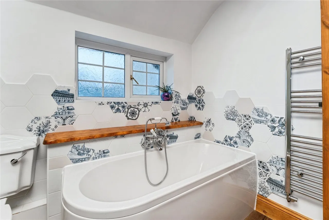 Mold Road, Mynydd Isa, CH7, photo 15