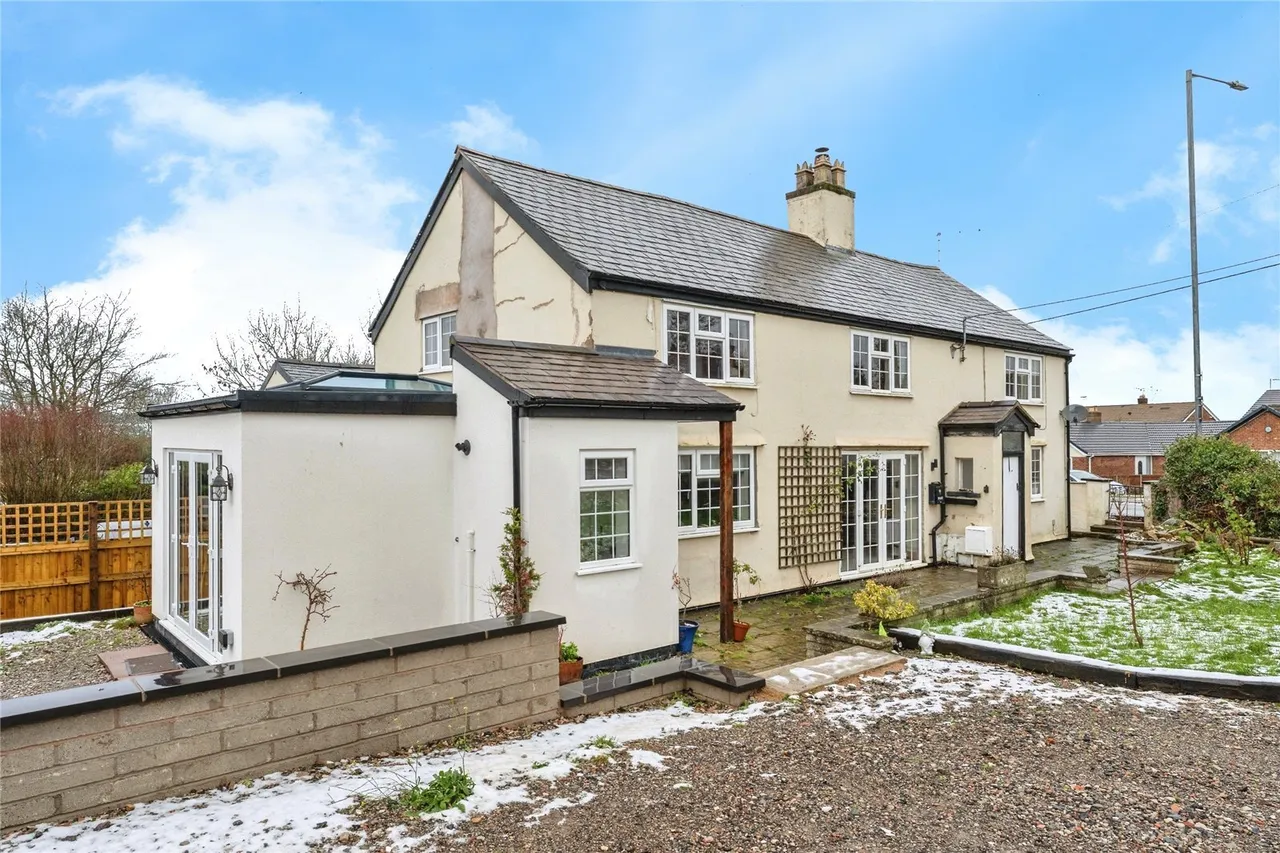 Mold Road, Mynydd Isa, CH7, photo 32