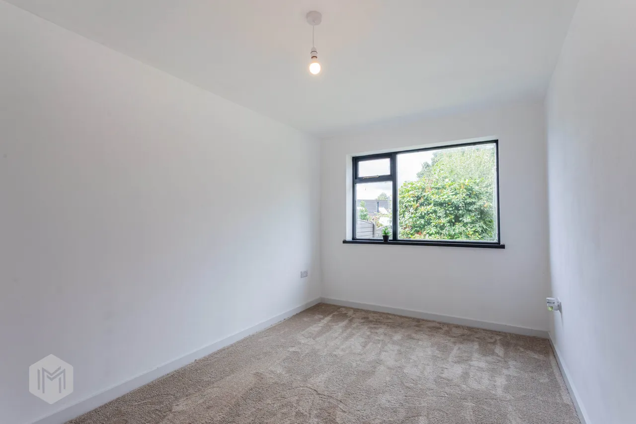 Broadstone Road, Bolton, BL2 4AW, photo 8