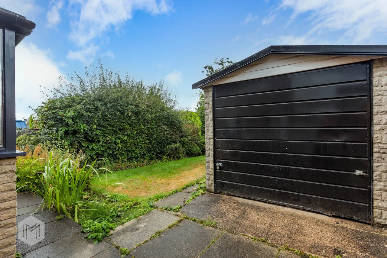 Broadstone Road, Bolton, BL2 4AW, photo 17