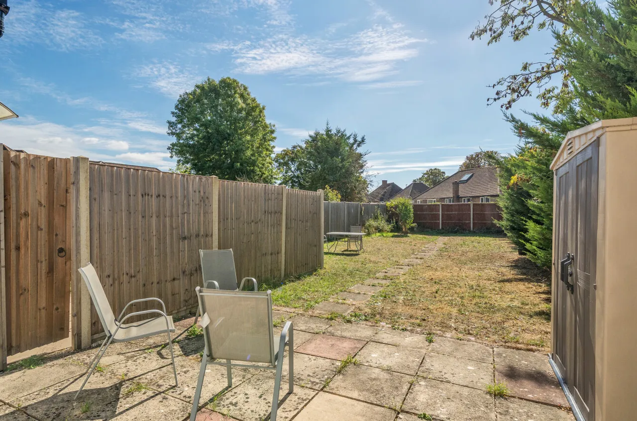 Hereford Close, Guildford, GU2, photo 14