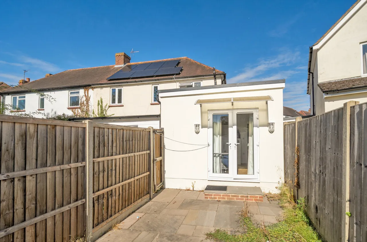 Hereford Close, Guildford, GU2, photo 19
