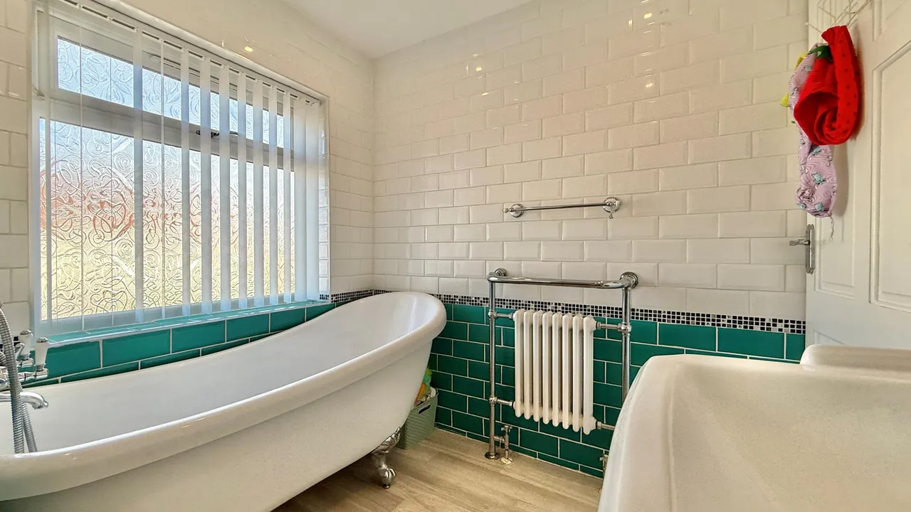 Bruce Road, Kidderminster, photo 17