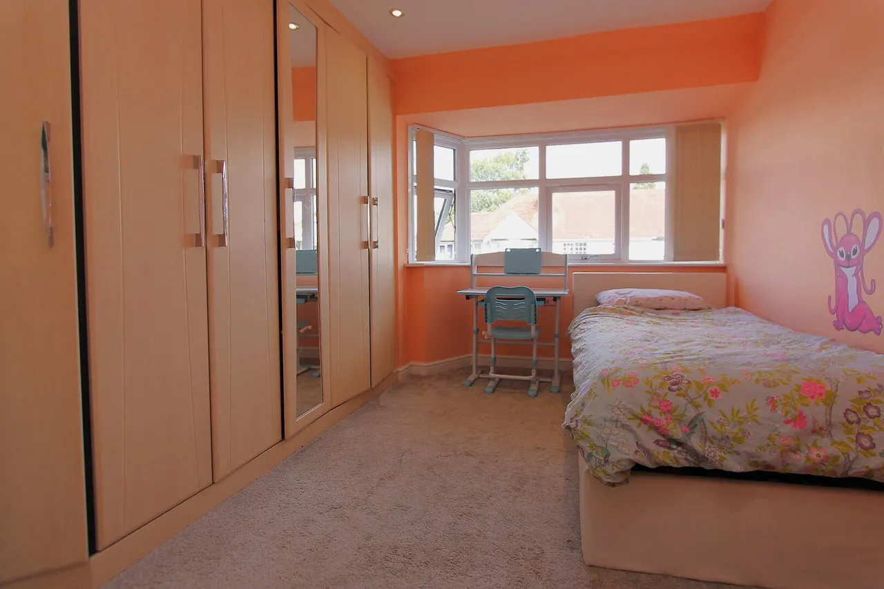 Bruce Road, Kidderminster, photo 10