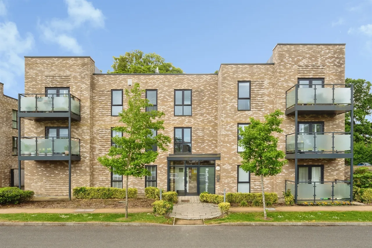2 bed flat for sale — Salomons Grove, Southborough, Tunbridge Wells