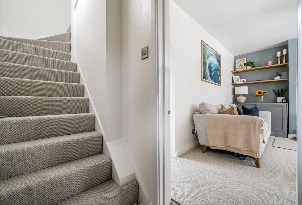 Roundhill Park, Bath, BA2 1NL, photo 9