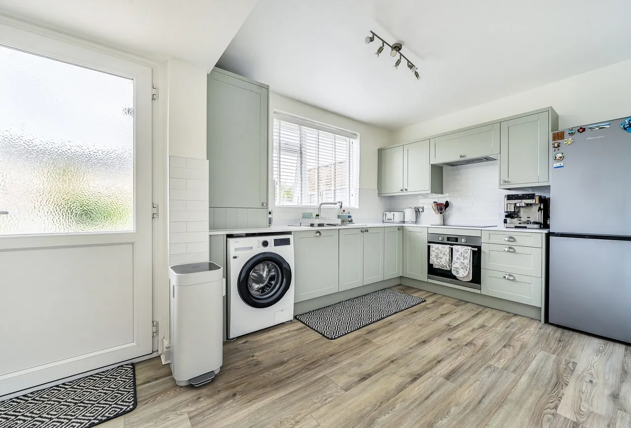 Roundhill Park, Bath, BA2 1NL, photo 6