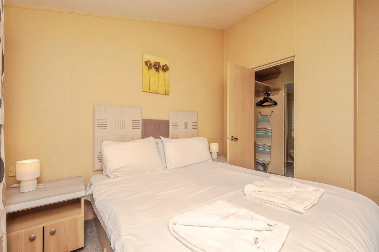 Warmwell Road, Warmwell, DT2, photo 9